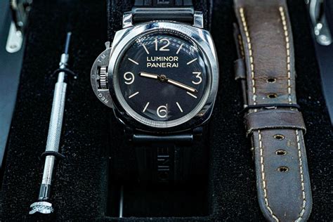 panerai pam 557.